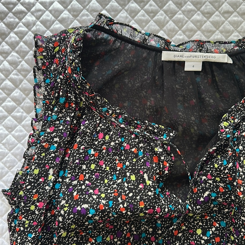 Diane Von Furstenberg Red and Blue Sleeveless Blouse